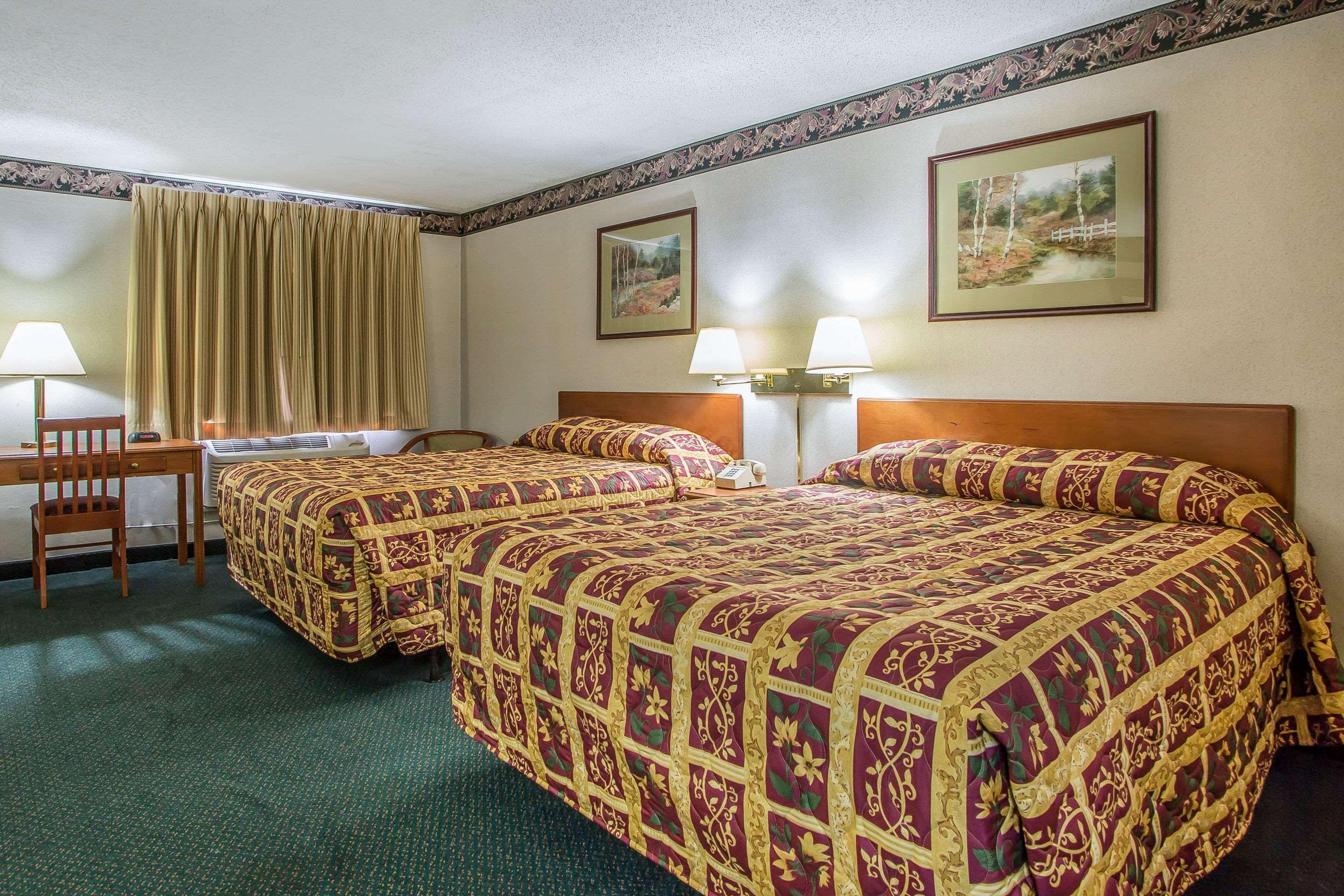 Rodeway Inn Bedford Exterior foto